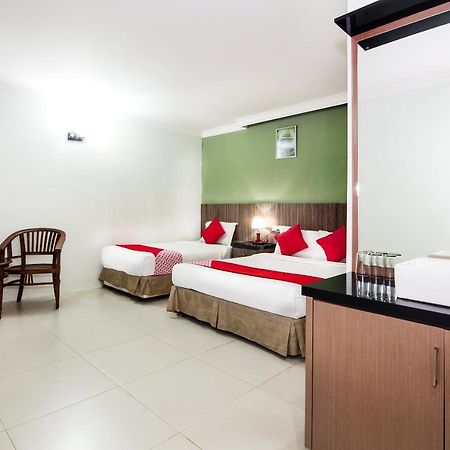 Crystal City Hotel Kuantan Ngoại thất bức ảnh