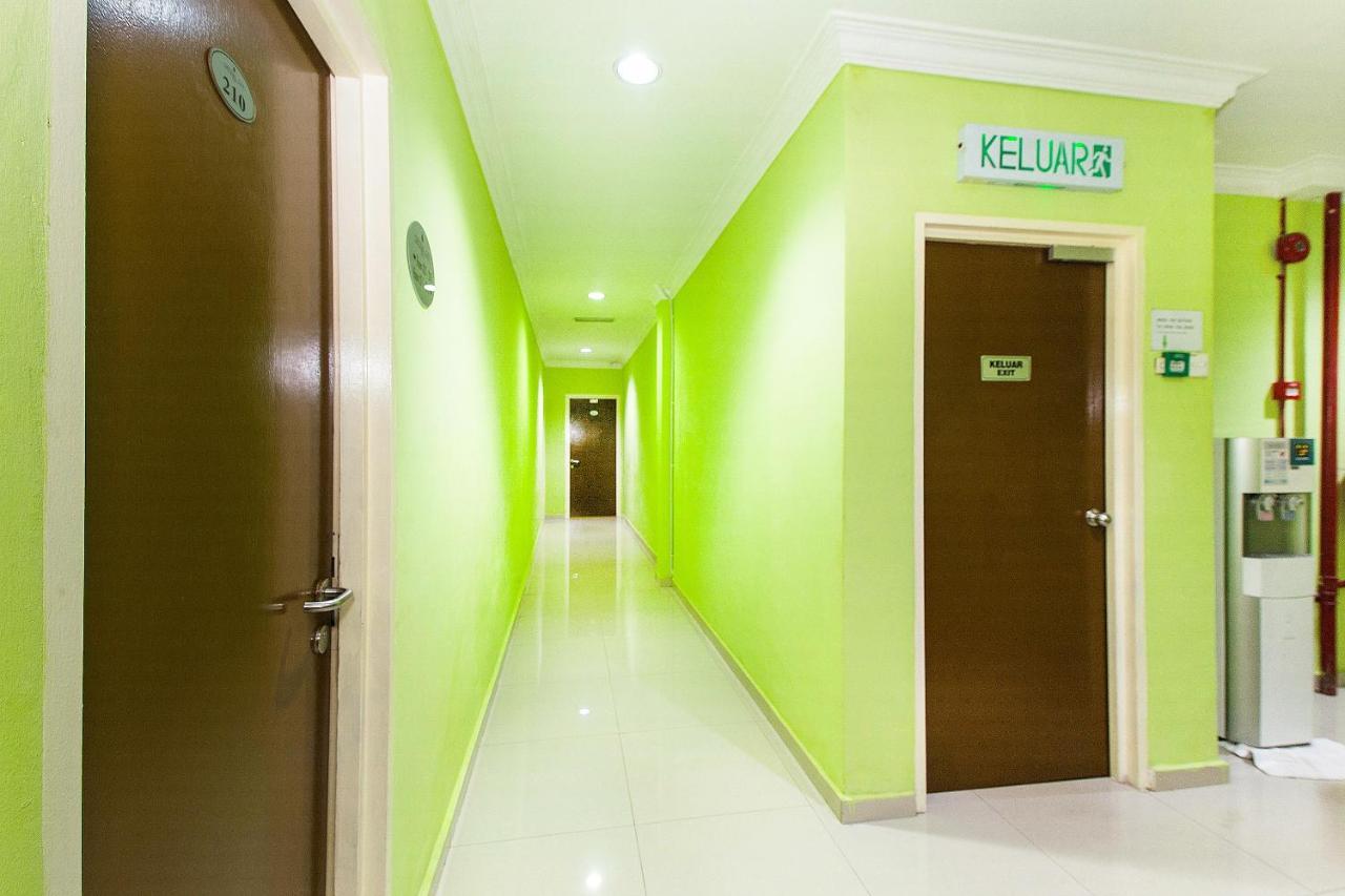 Crystal City Hotel Kuantan Ngoại thất bức ảnh